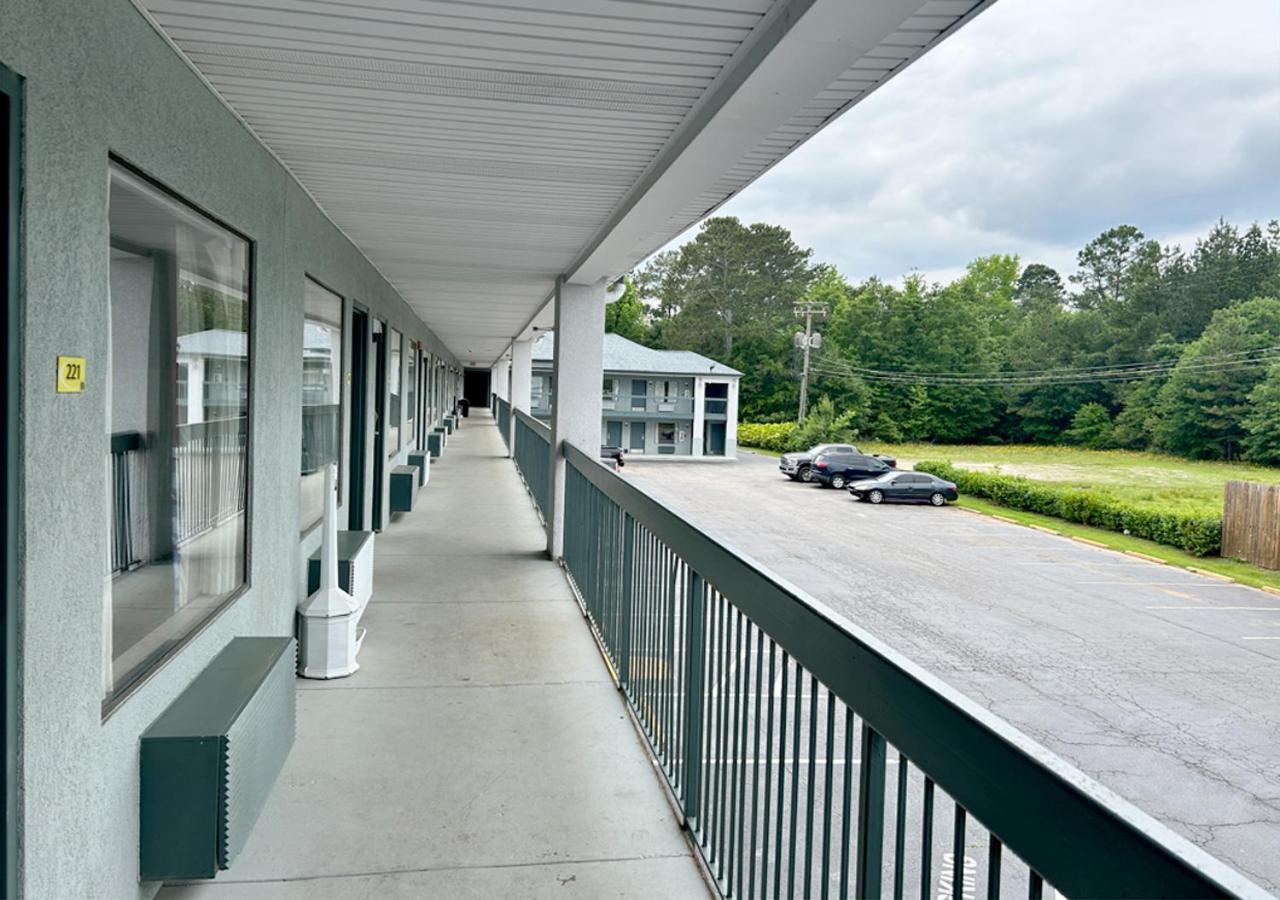 Econo Lodge Elberton Extérieur photo